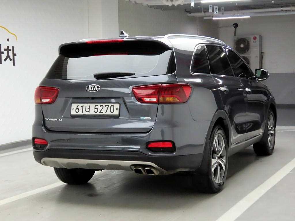 KIA Sorento - Vista 4