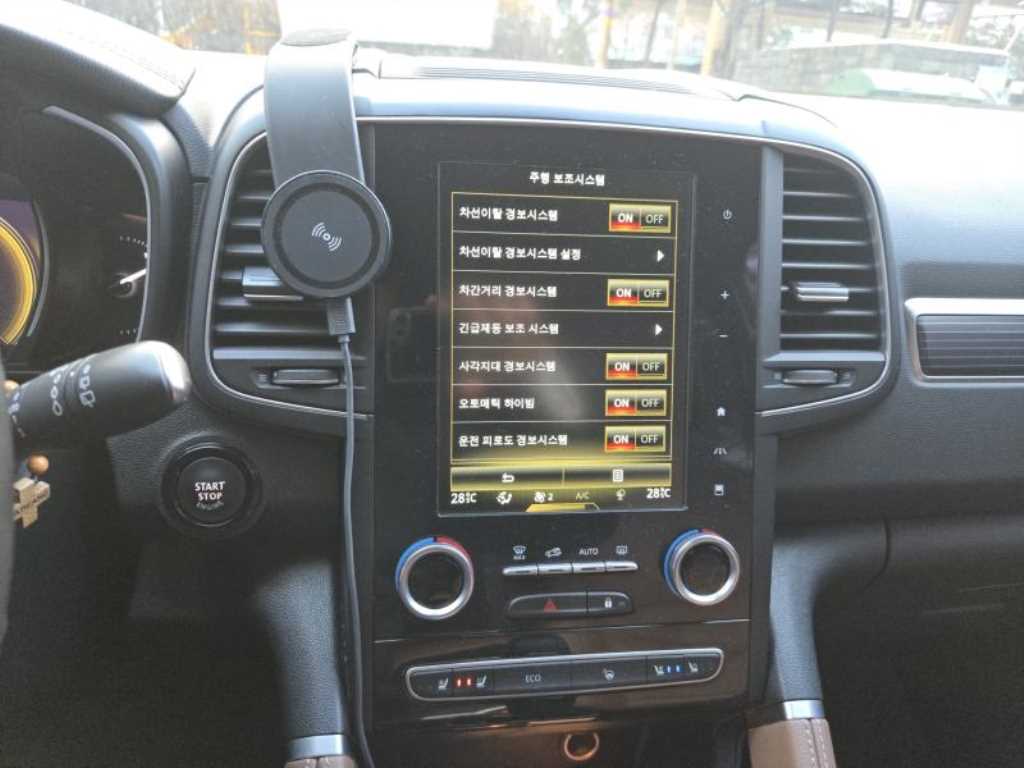 SAMSUNG QM6 - Vista 8