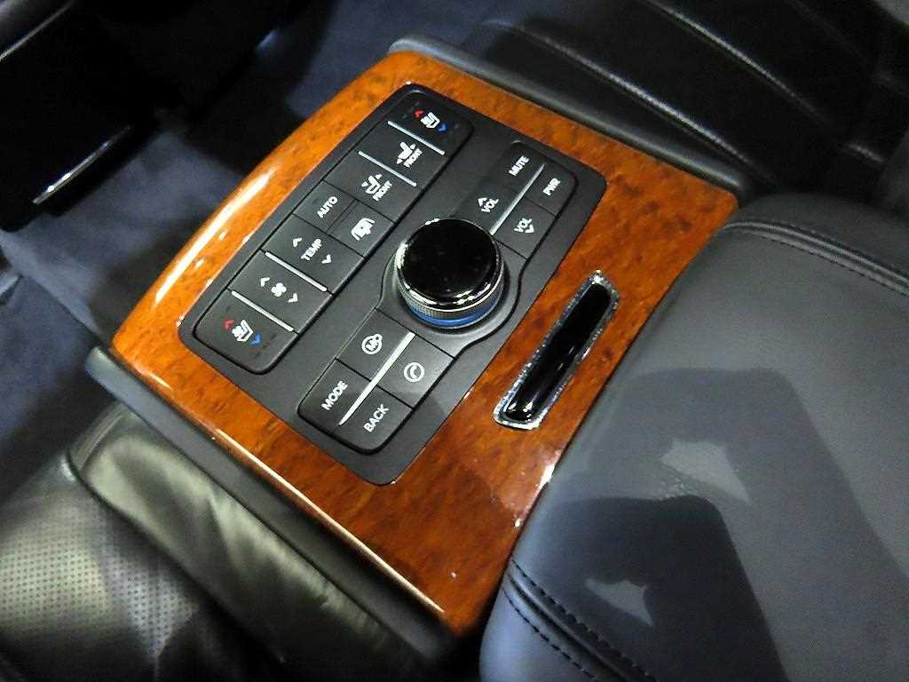 HYUNDAI Equus 2010 Negro - Importación desde Corea - HF Imports Iquique - Foto 15