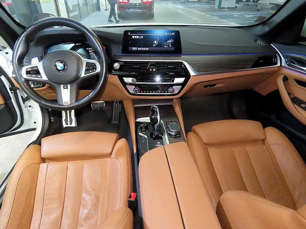 BMW 5 Series - Vista 10