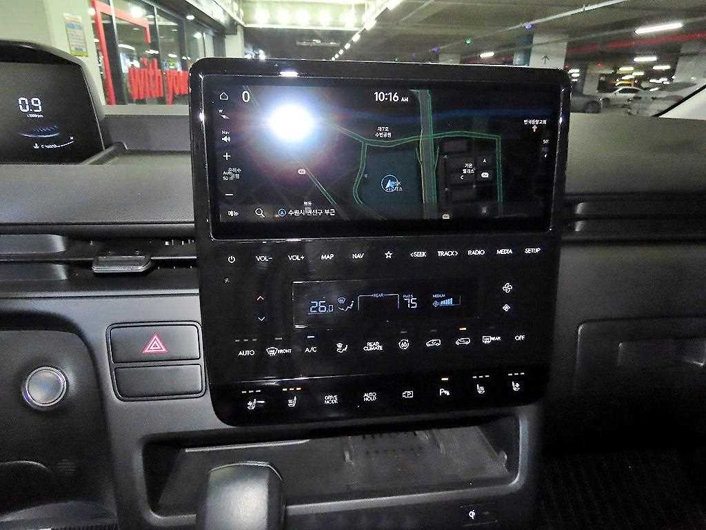 HYUNDAI Staria - Vista 11