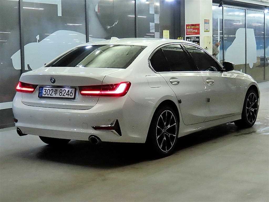 BMW 3 series - Vista 4