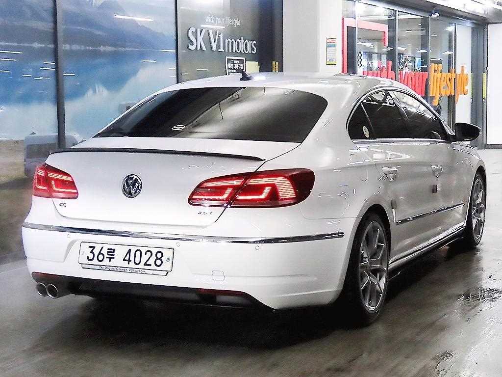 Volkswagen CC - Vista 4