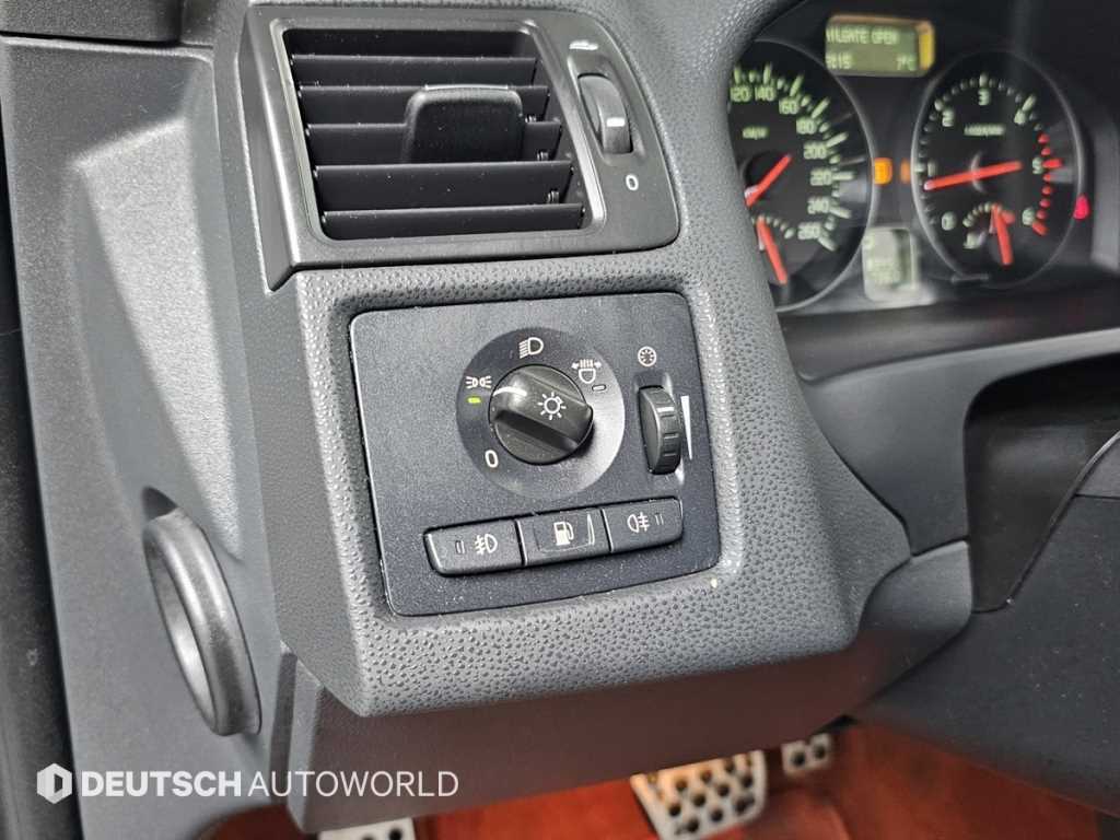 Volvo C30 2011 Negro - Importación desde Corea - HF Imports Iquique - Foto 15