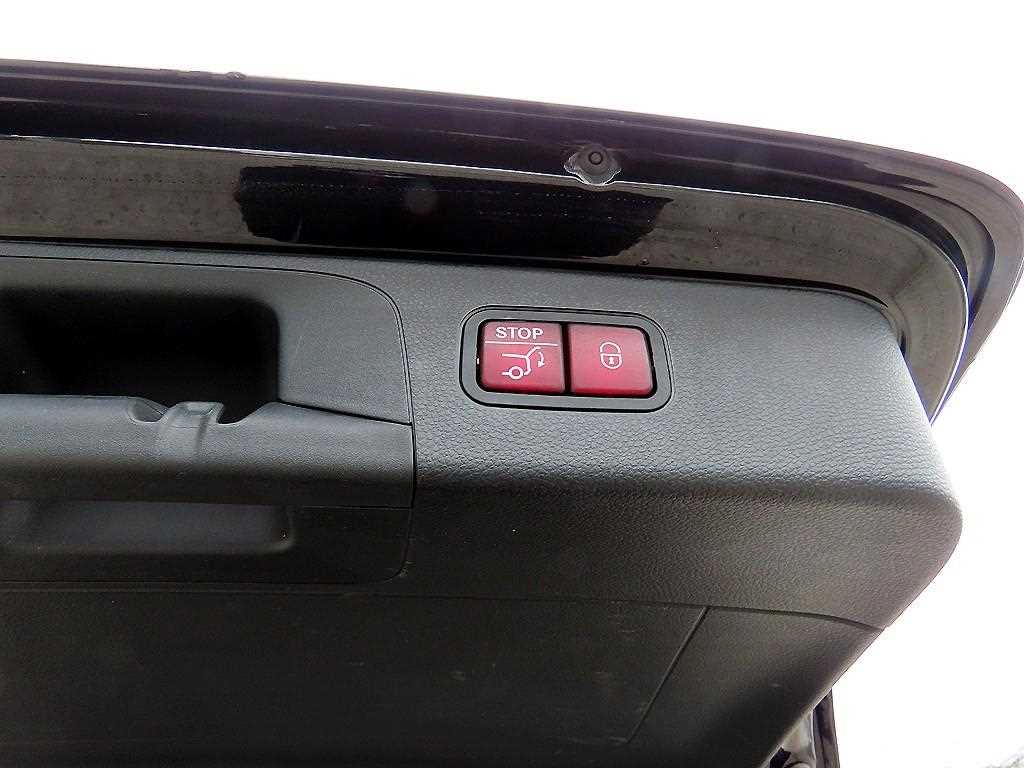 Mercedes Benz GLC Class 2019 Negro - Importación desde Corea - HF Imports Iquique - Foto 14