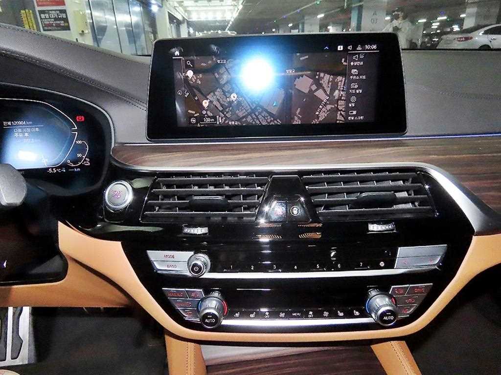 BMW 5 Series - Vista 11