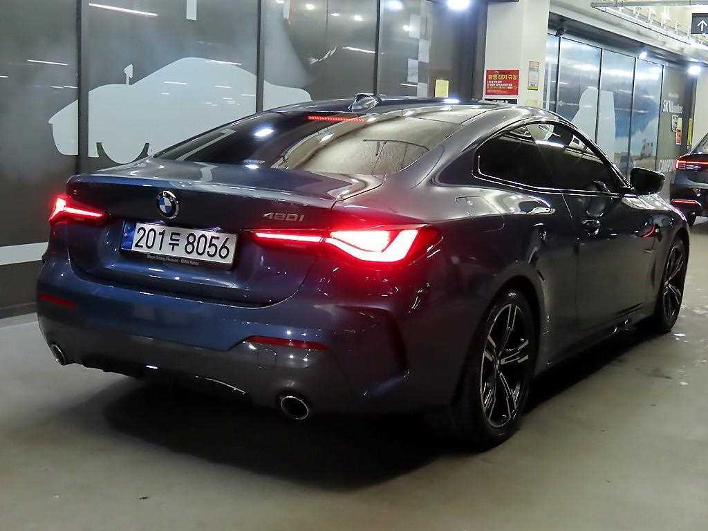 BMW 4 Series - Vista 4