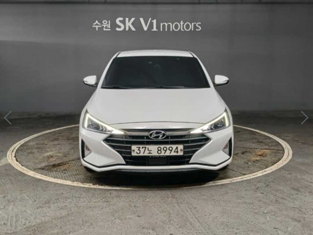 HYUNDAI Avante 2019 Blanco - Importación desde Corea - HF Imports Iquique - Foto 1
