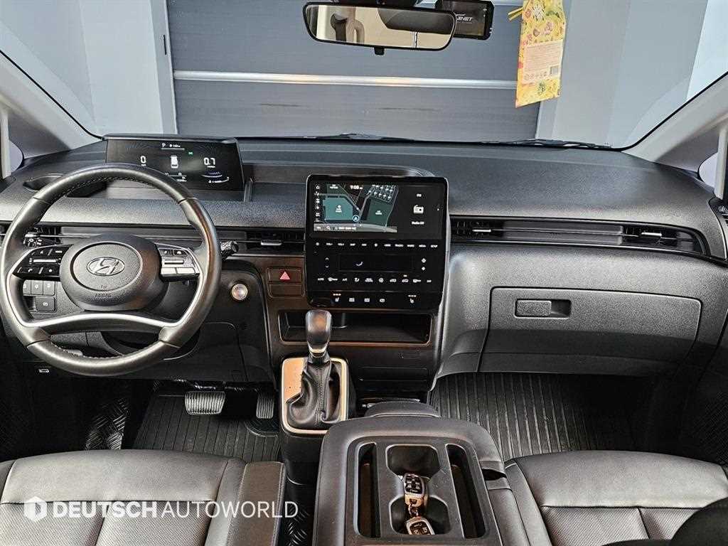 HYUNDAI Staria - Vista 7