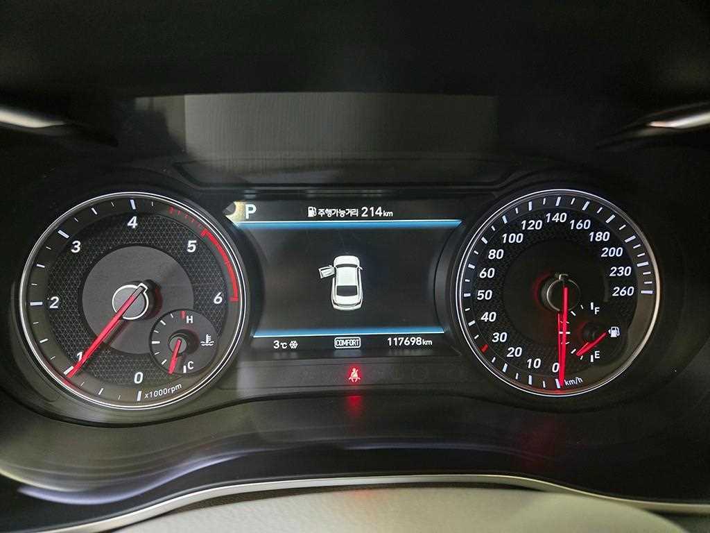 Genesis G70 - Vista 10