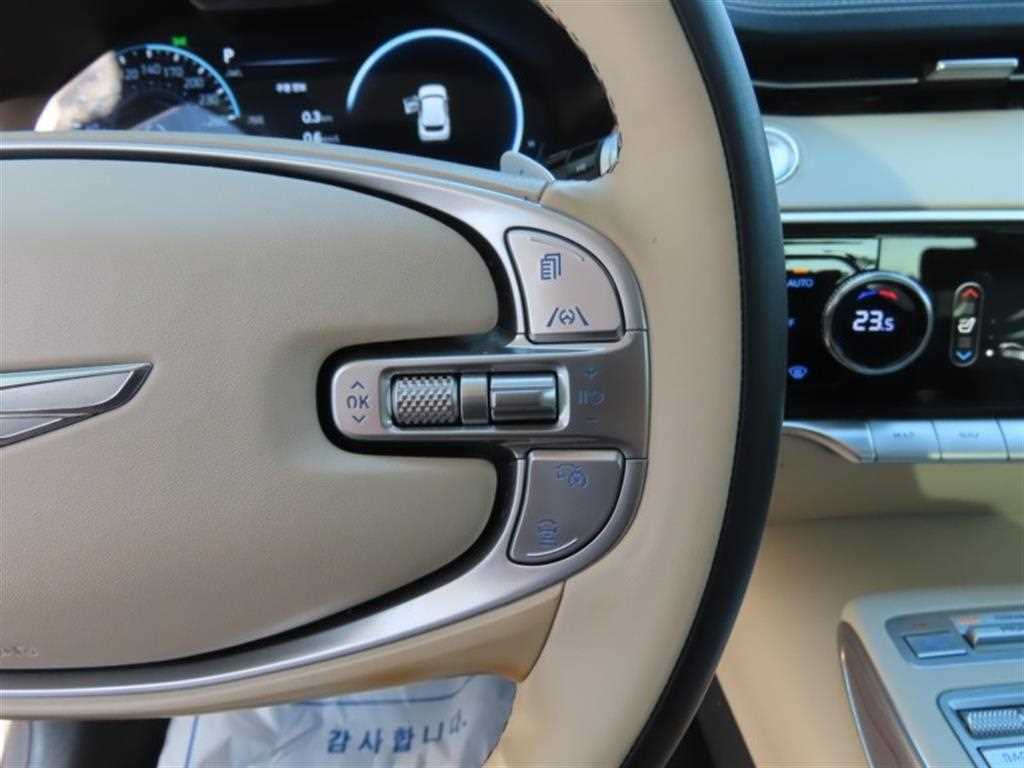 Genesis GV70 - Vista 11