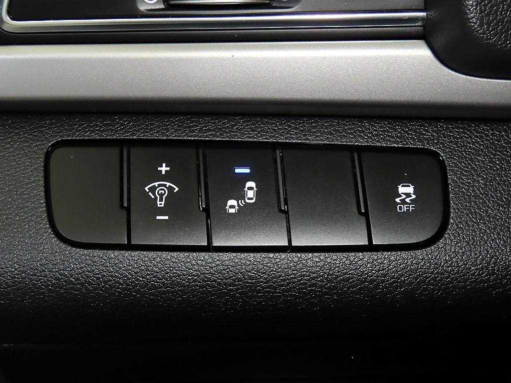 HYUNDAI Avante 2018 - Importación desde Corea - HF Imports Iquique - Foto 14