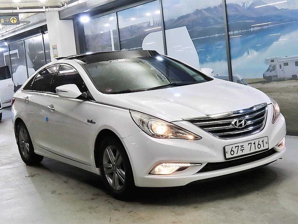 HYUNDAI Sonata 2013 Blanco - Importación desde Corea - HF Imports Iquique - Foto 1