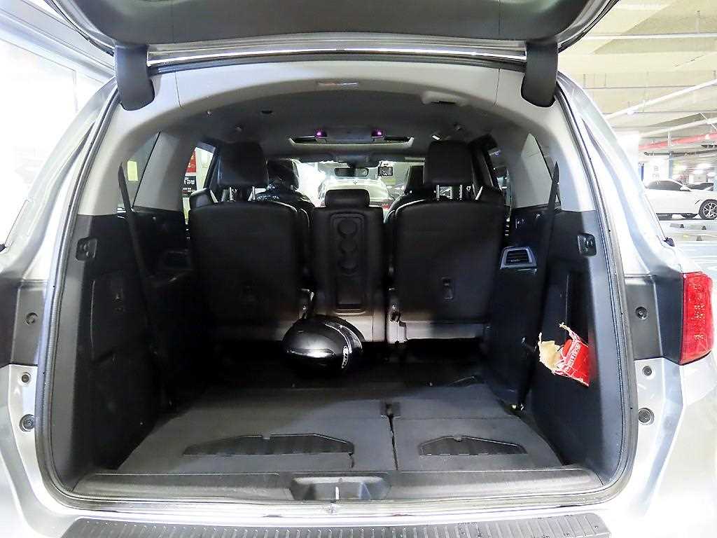 Honda Odyssey 2019 Gris - Importación desde Corea - HF Imports Iquique - Foto 17