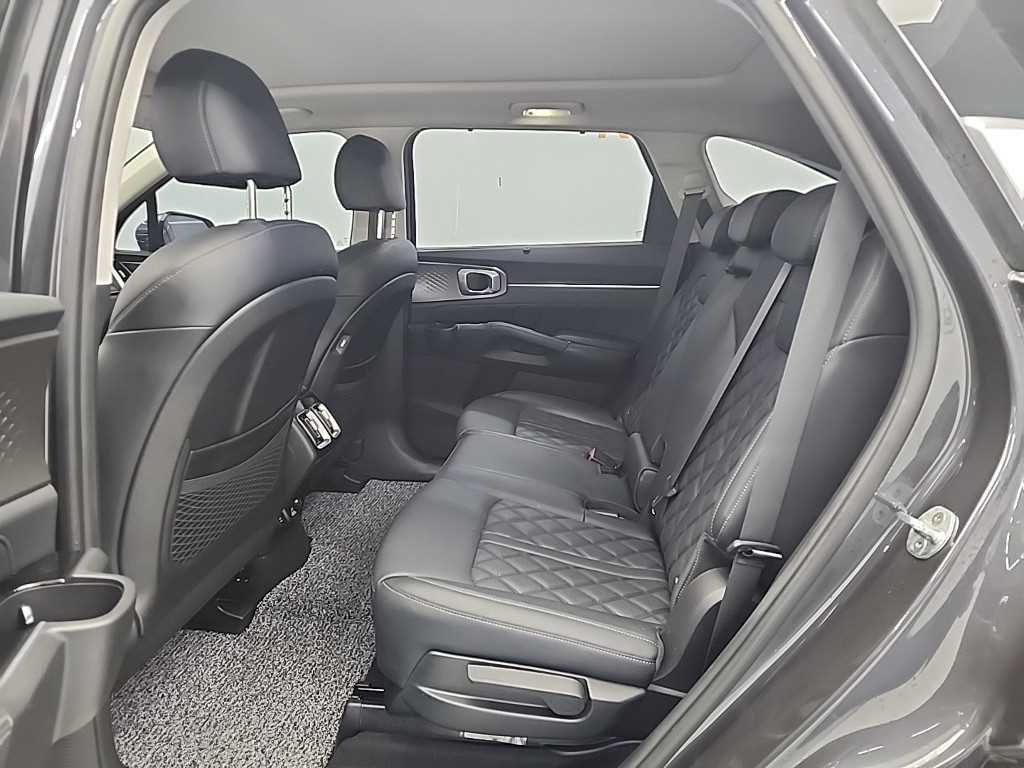 KIA Sorento - Vista 12