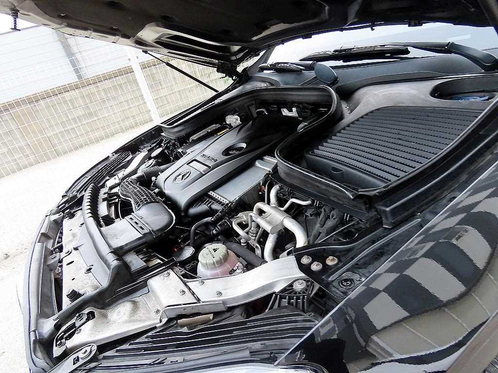 Mercedes Benz GLC Class 2019 Negro - Importación desde Corea - HF Imports Iquique - Foto 19