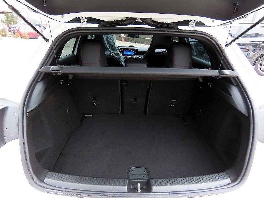 Mercedes Benz A Class 2025 - Importación desde Corea - HF Imports Iquique - Foto 18