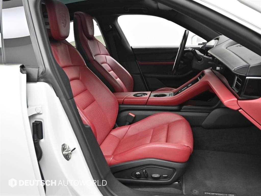 Porsche Taycan - Vista 10