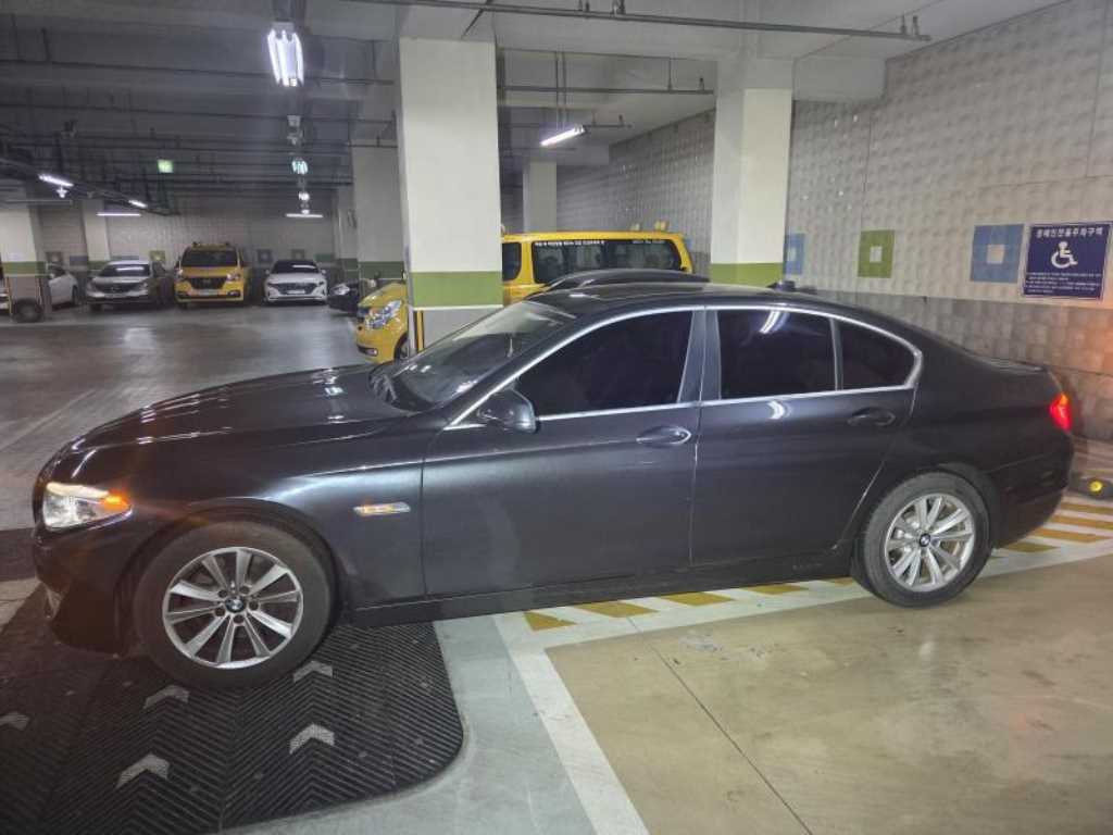 BMW 5 Series - Vista 2
