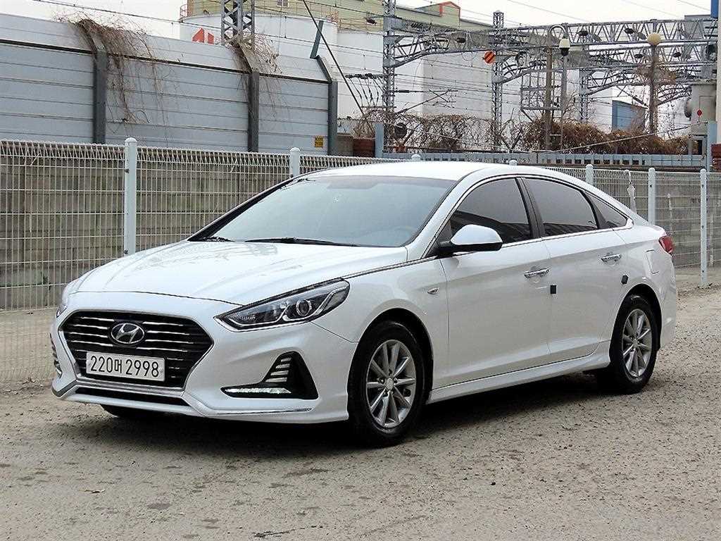 HYUNDAI Sonata 2019 Blanco - Importación desde Corea - HF Imports Iquique - Foto 1