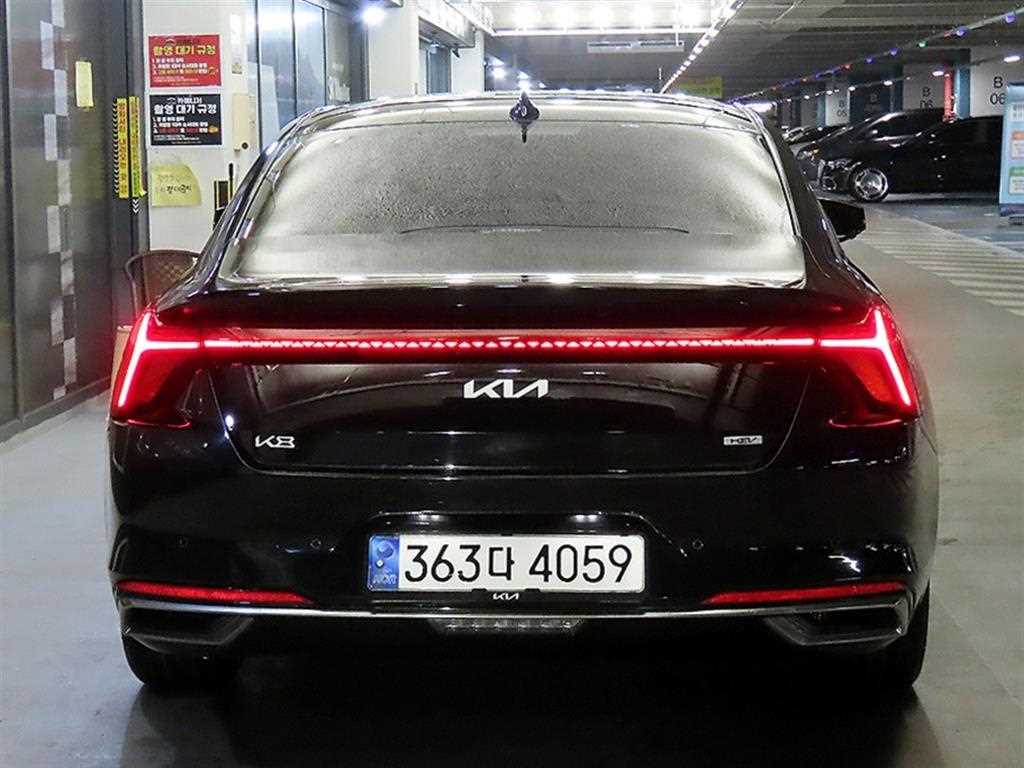 KIA K8 - Vista 5