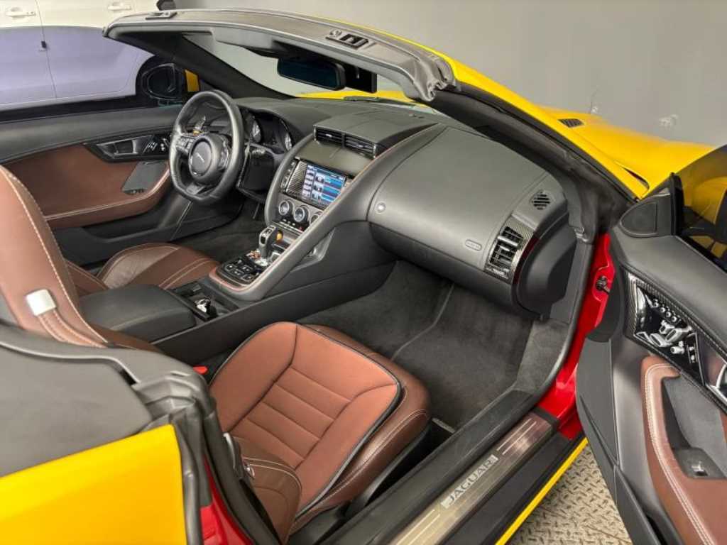 Jaguar F-TYPE - Vista 8