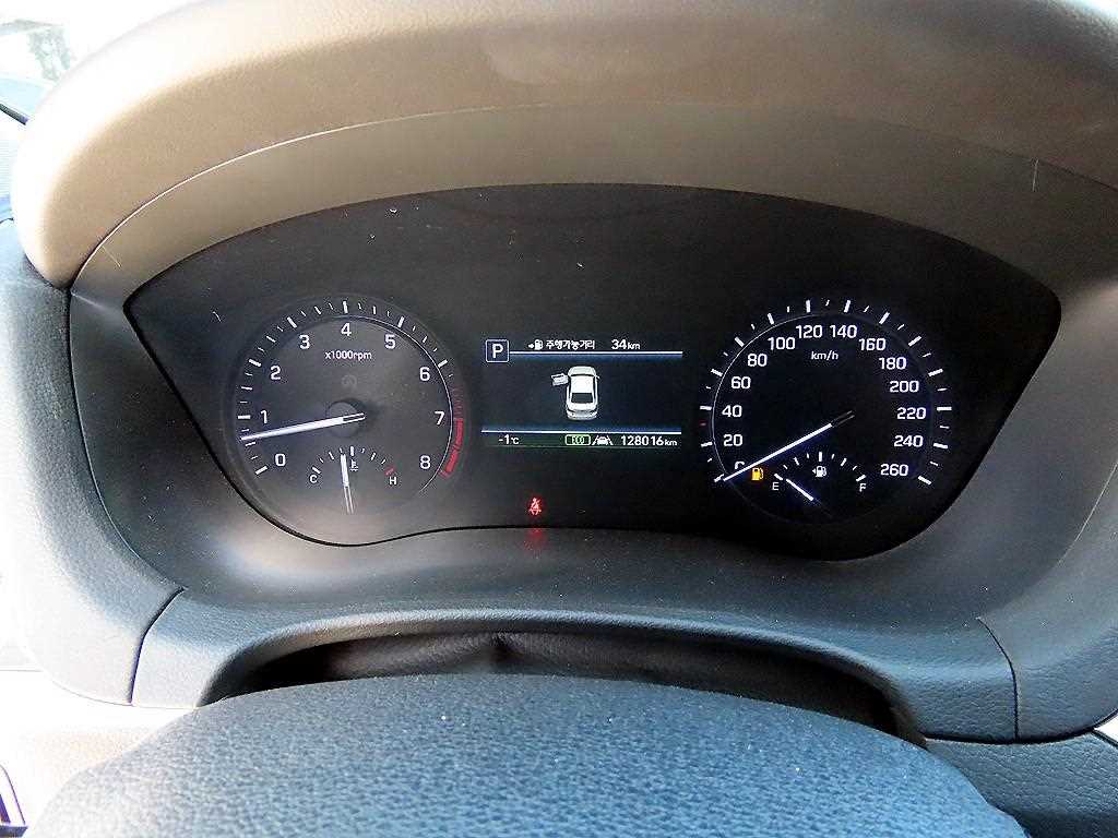 Genesis G80 - Vista 9