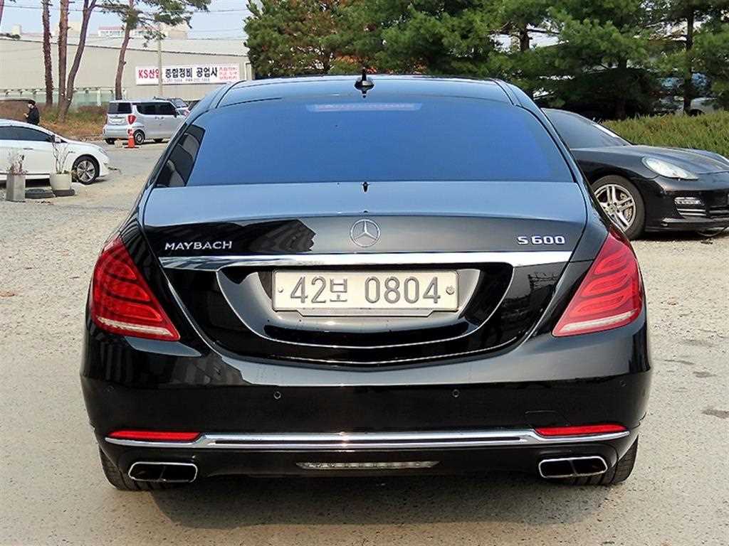 Mercedes Benz S Class - Vista 4
