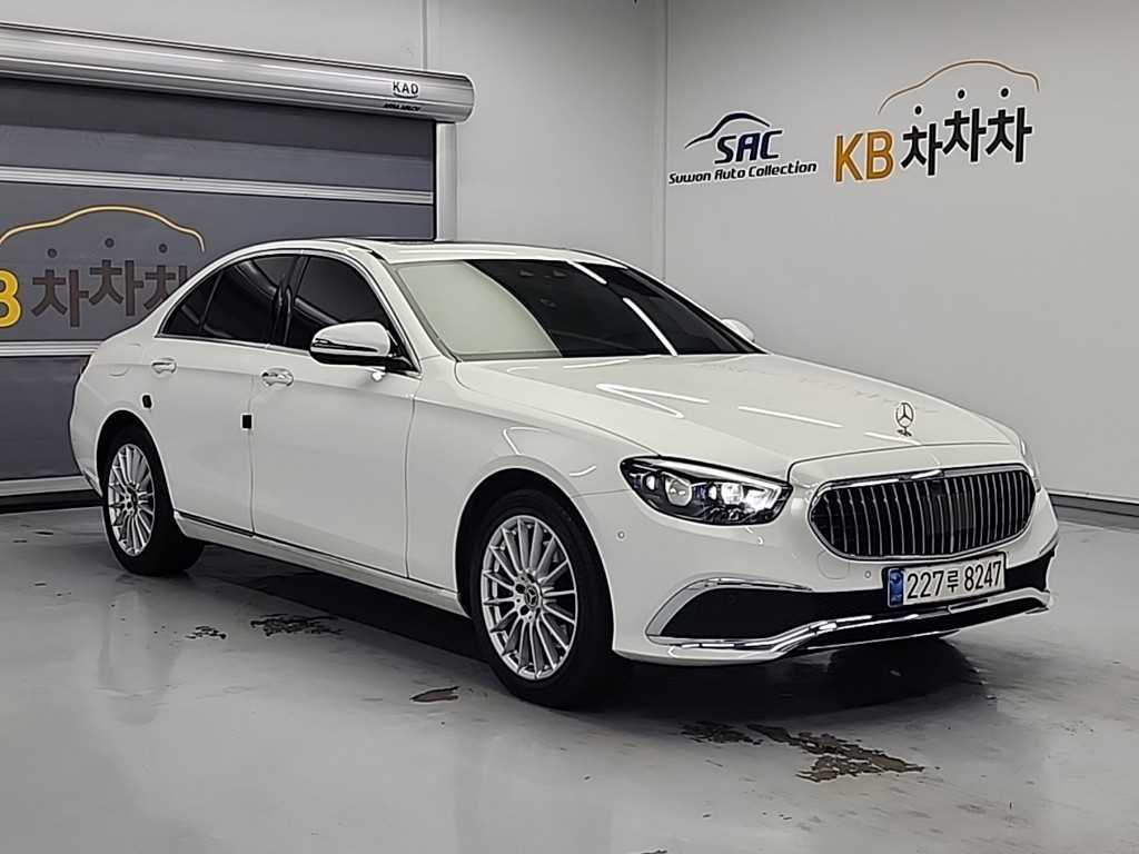 Mercedes Benz E class - Vista 5