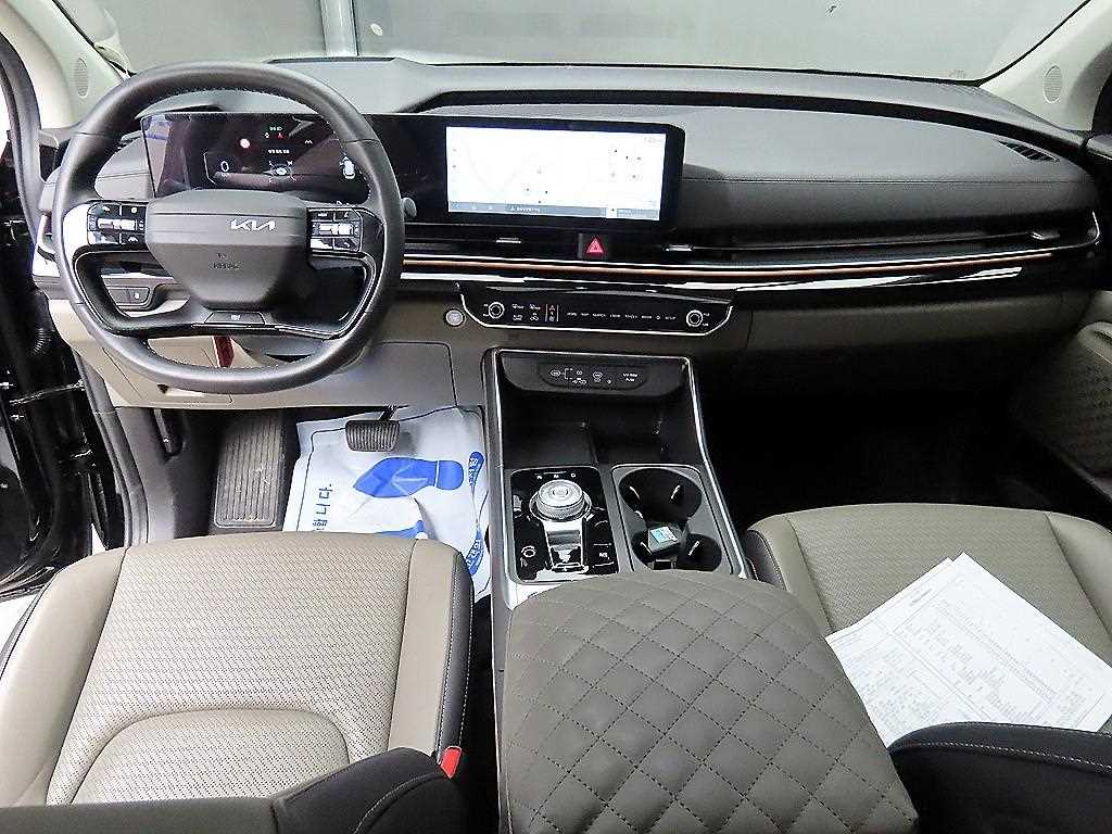 KIA Carnival - Vista 7