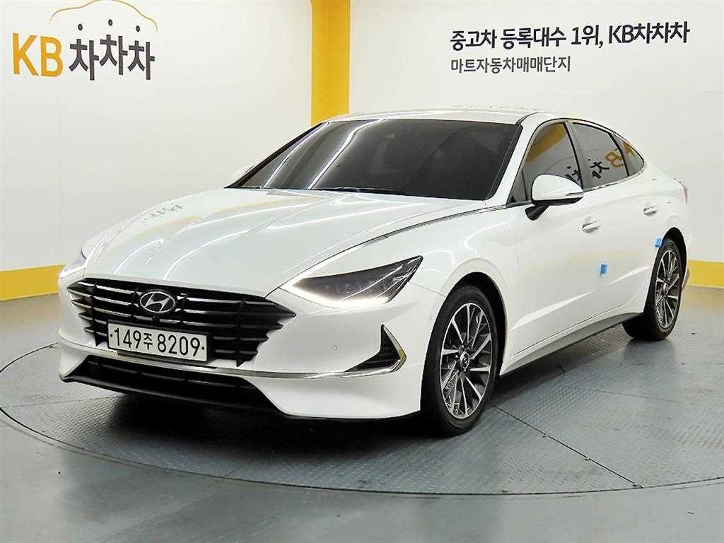 HYUNDAI Sonata - Vista 2