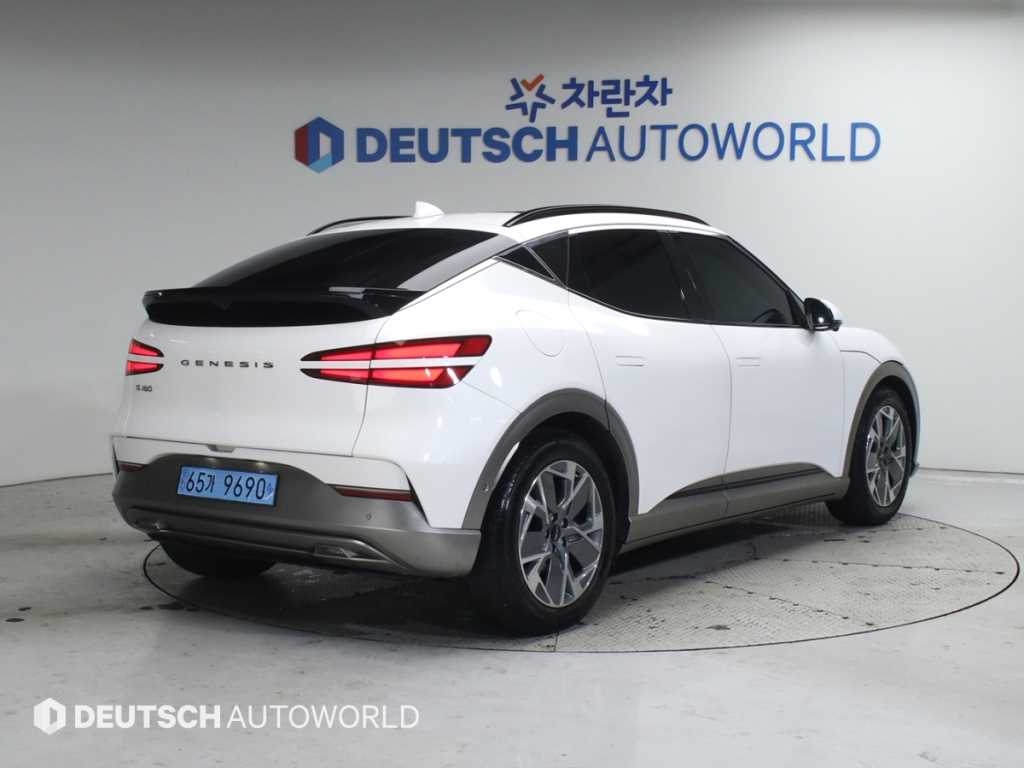 Genesis GV60 - Vista 2