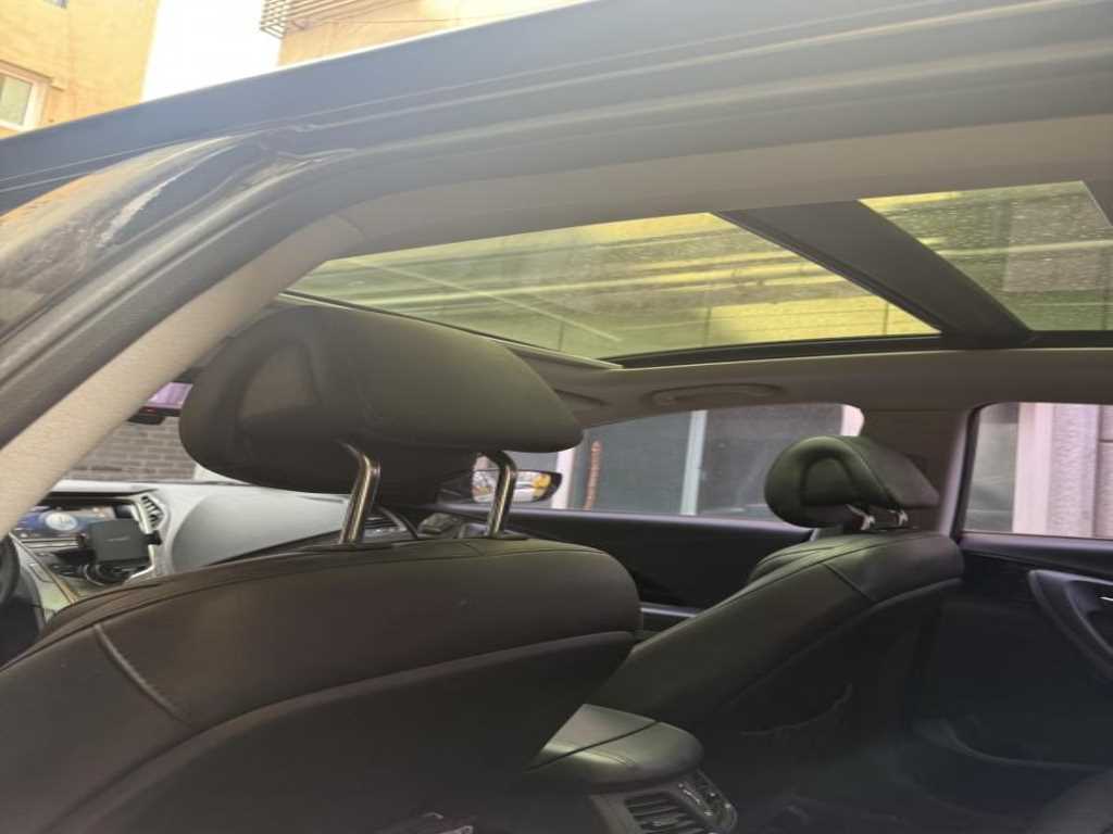 HYUNDAI Grandeur - Vista 2