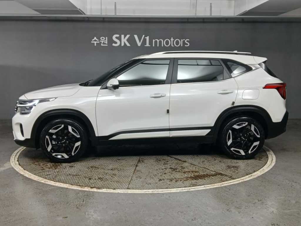 KIA Seltos - Vista 4