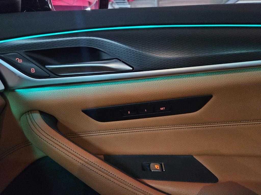 BMW 5 Series 2022 Negro - Importación desde Corea - HF Imports Iquique - Foto 16