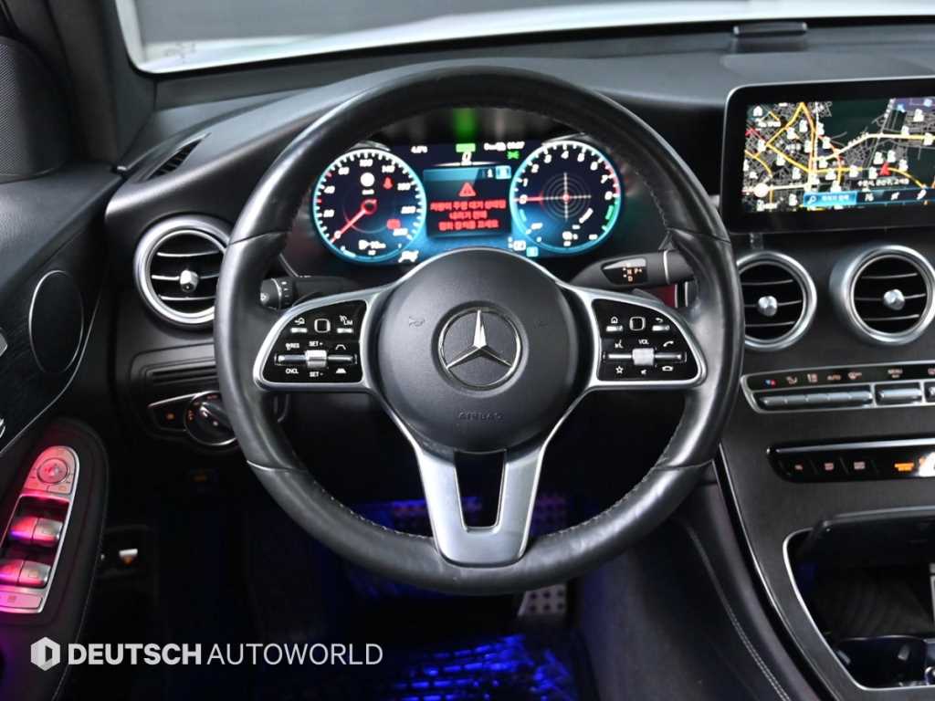 Mercedes Benz GLC Class 2021 Blanco - Importación desde Corea - HF Imports Iquique - Foto 13