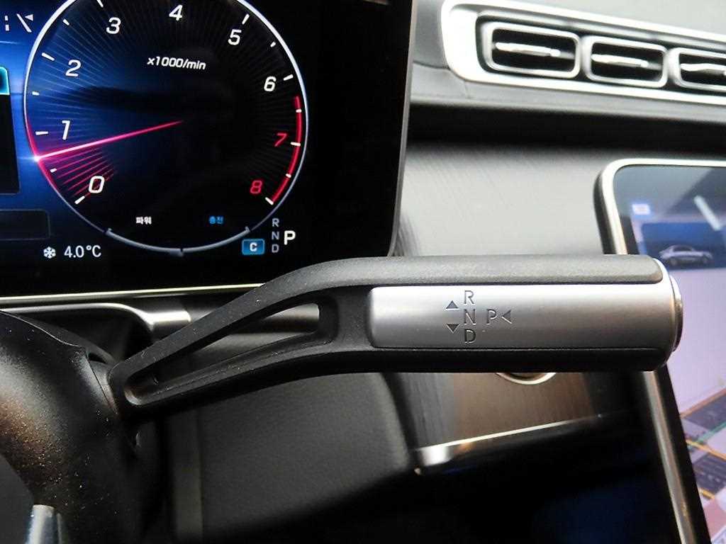 Mercedes Benz S Class - Vista 10