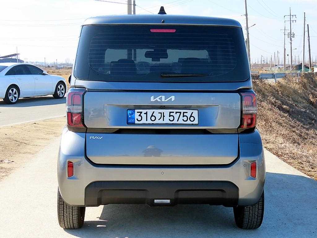 KIA Ray - Vista 4