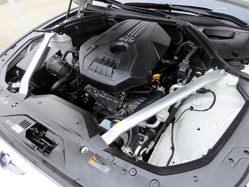 Genesis G70 2022 Blanco - Importación desde Corea - HF Imports Iquique - Foto 18