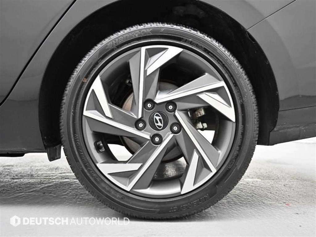 HYUNDAI Avante - Vista 6