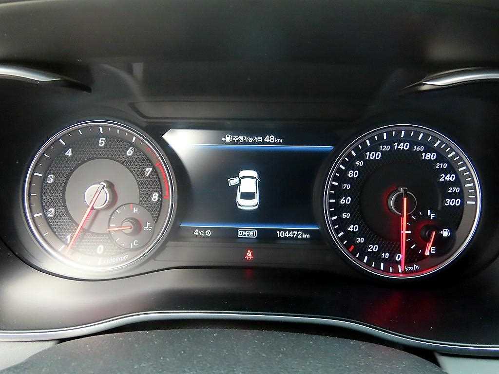 Genesis G70 - Vista 9