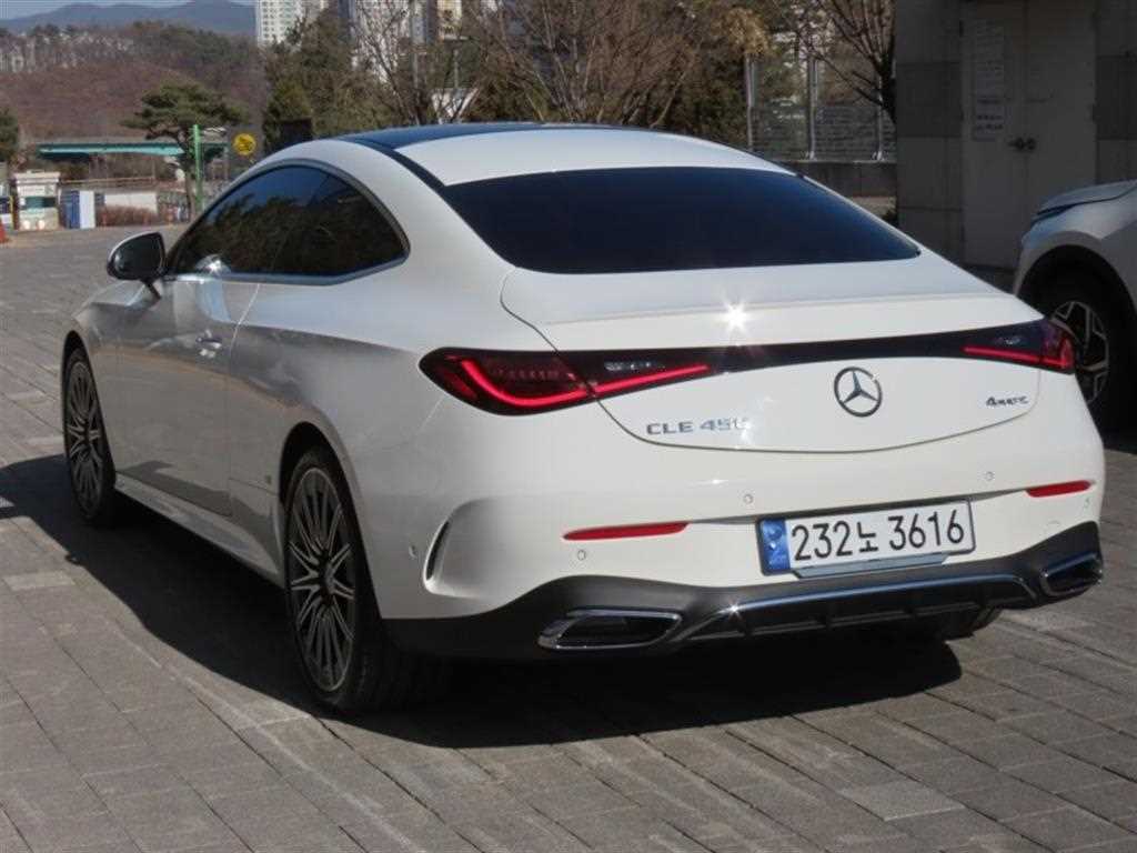 Mercedes Benz CLE Class - Vista 4