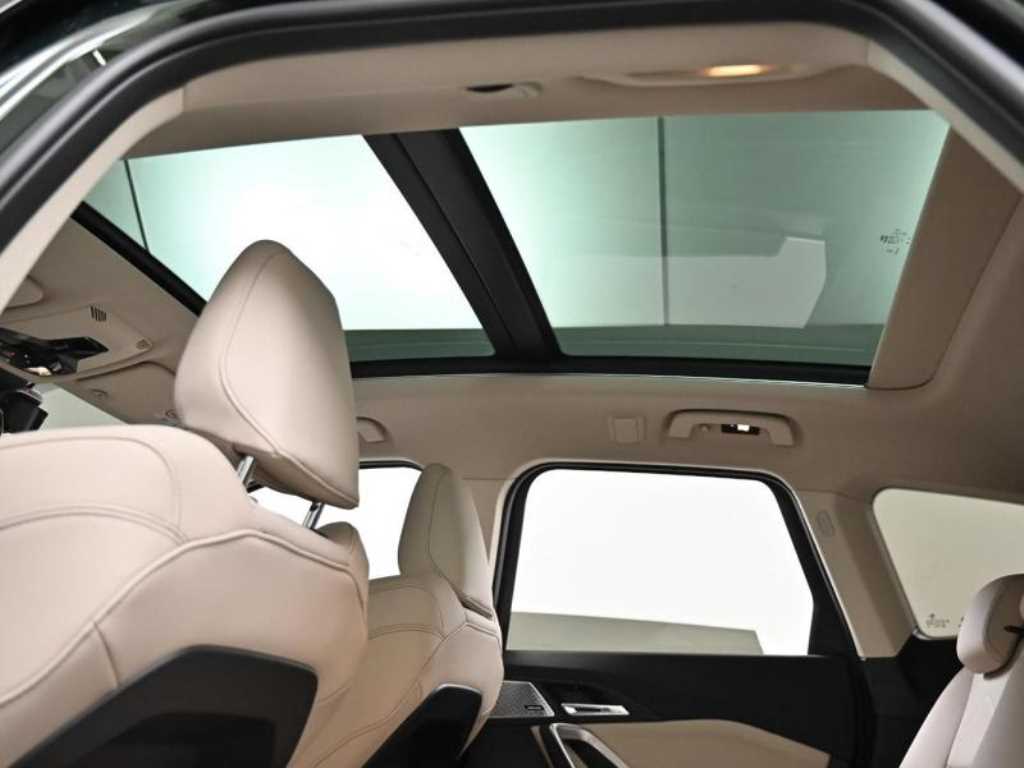 BMW X1 2025 Verde - Importación desde Corea - HF Imports Iquique - Foto 16