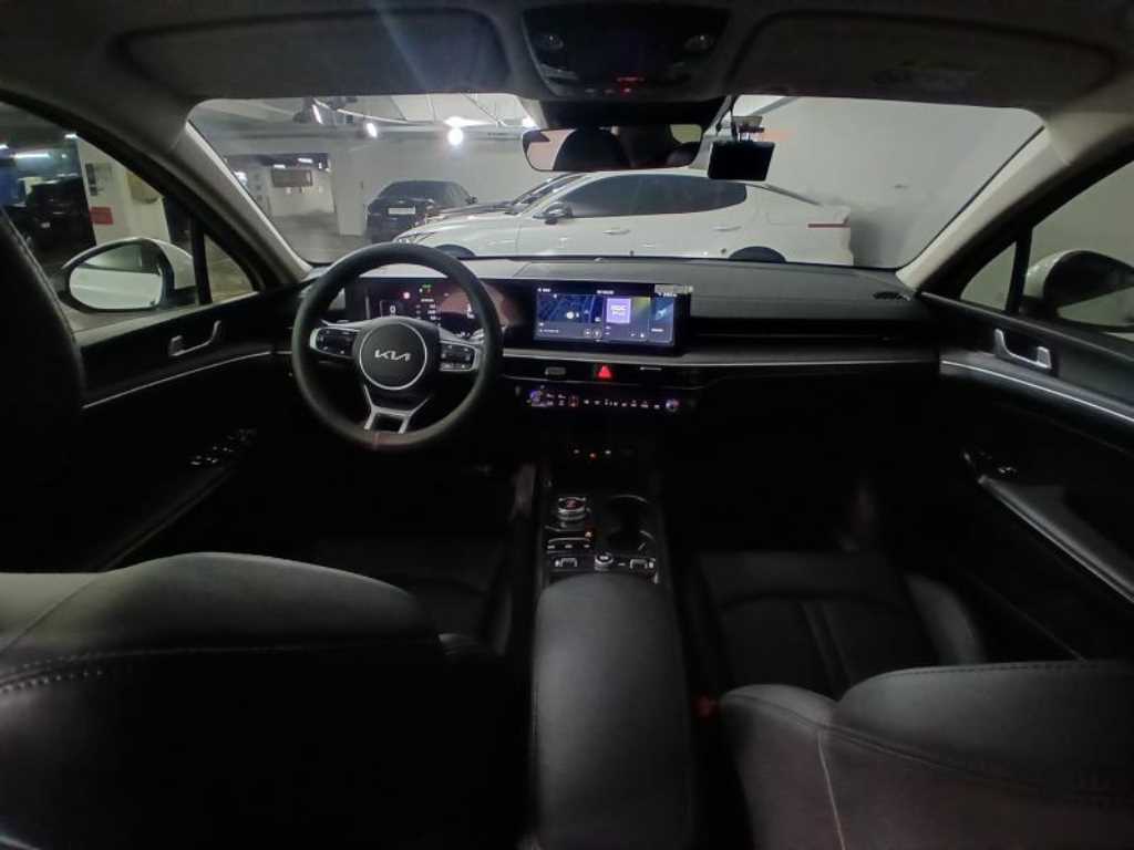 KIA K5 - Vista 6