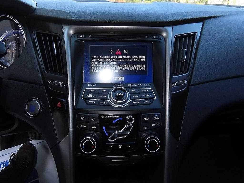 HYUNDAI Sonata 2012 Blanco - Importación desde Corea - HF Imports Iquique - Foto 14