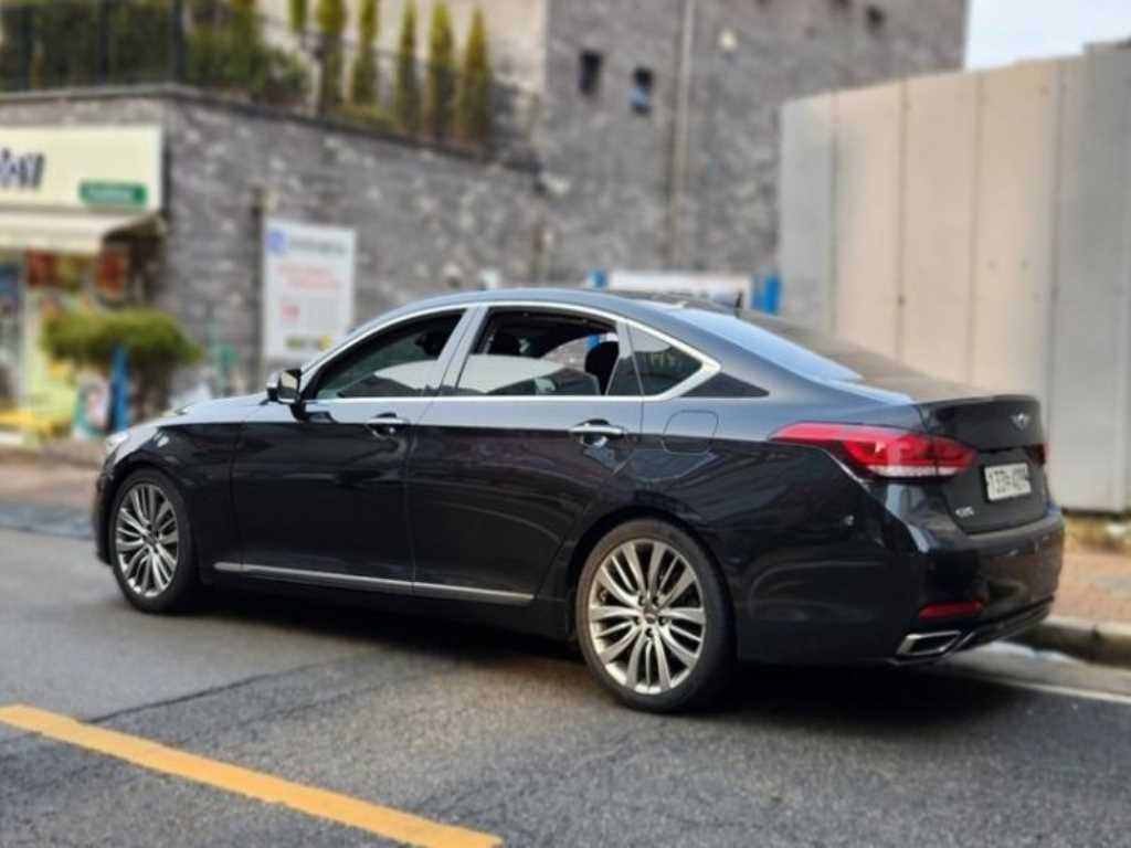 Genesis G80 - Vista 4