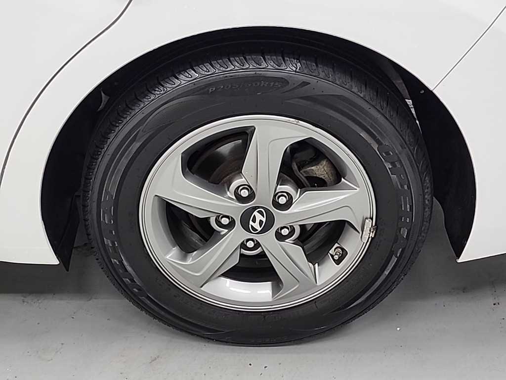 HYUNDAI Avante 2018 Blanco - Importación desde Corea - HF Imports Iquique - Foto 19