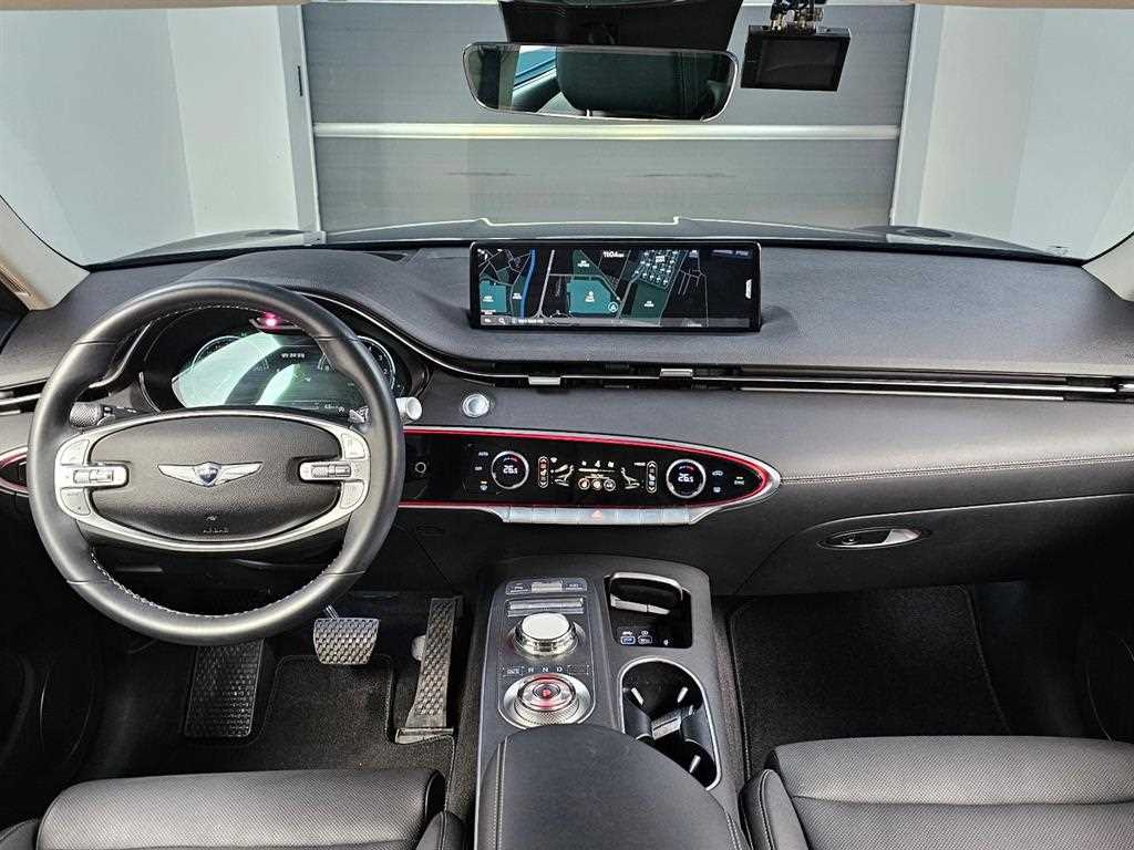 Genesis GV70 - Vista 7