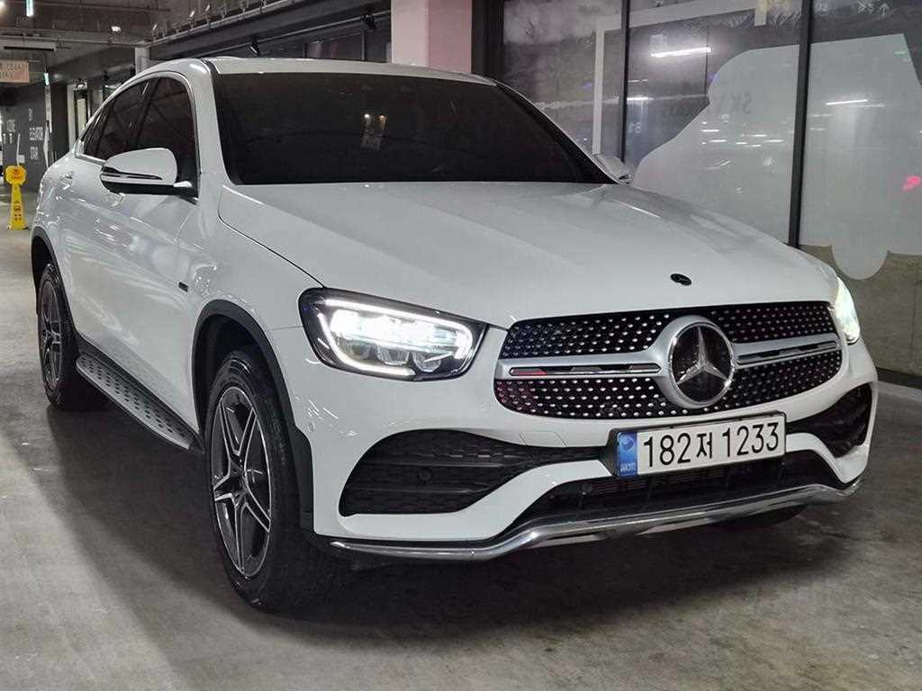 Mercedes Benz GLC Class 2021 Blanco - Importación desde Corea - HF Imports Iquique - Foto 1