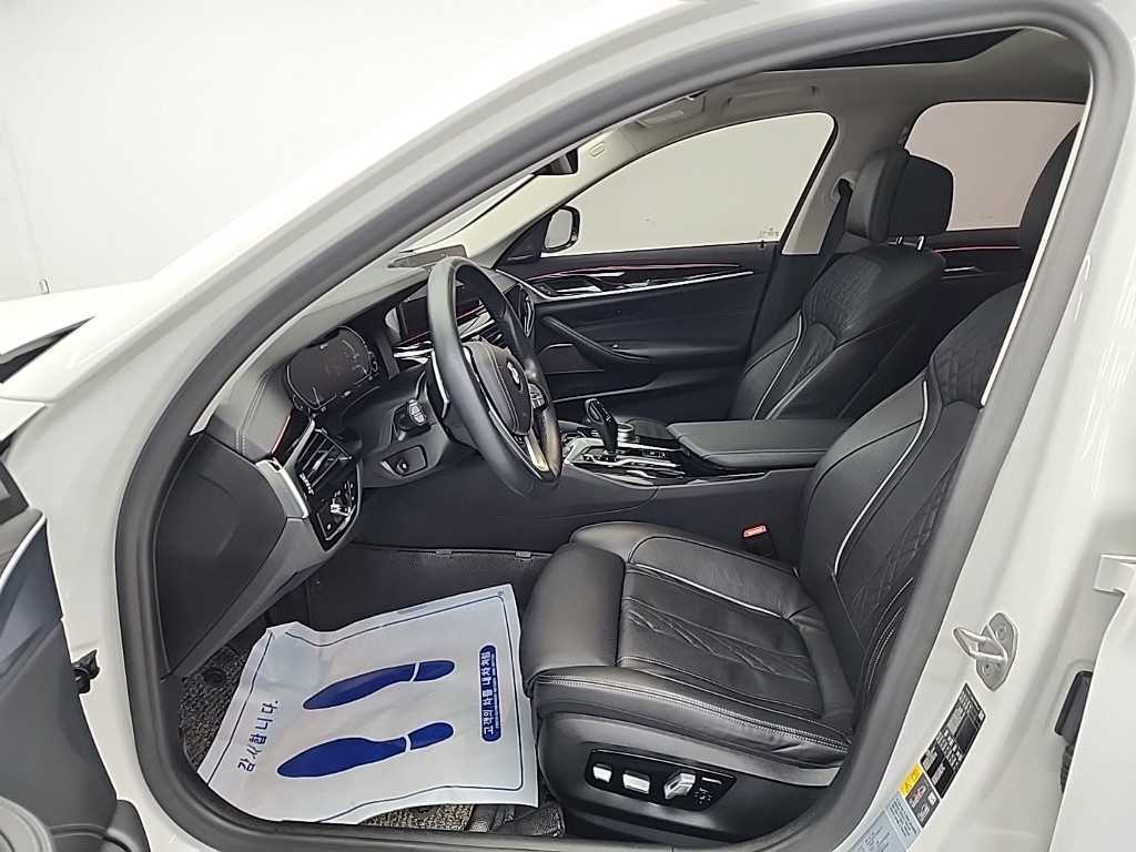 BMW 5 Series - Vista 11